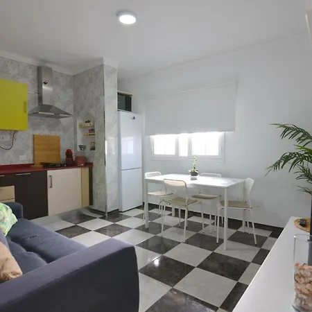 Aloha***burrero Cerca Del Aeropuerto Apartmán *